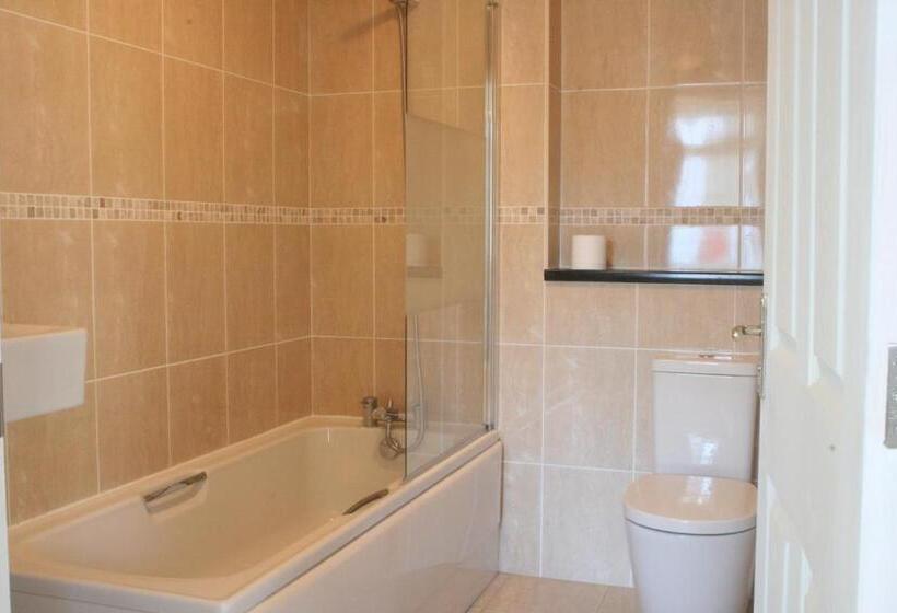 The Stables B&b @ Pear Tree Cottage