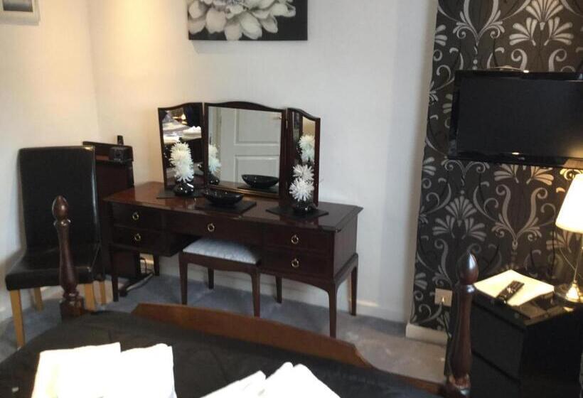 Three Bridges Bed & Breakfast