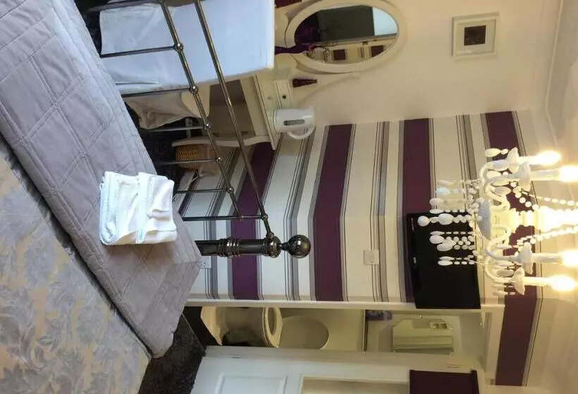 Three Bridges Bed & Breakfast