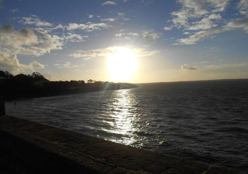 住宿加早餐  Victoria House Room Only Accommodation