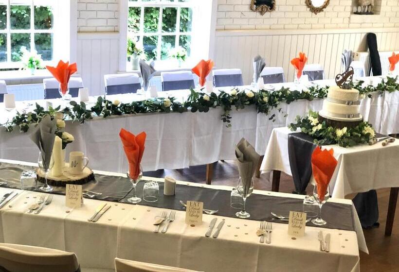 281 Hotel & Restaurant