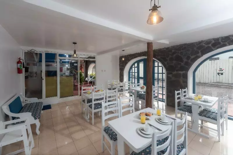 هاستل Hostal North Seymour