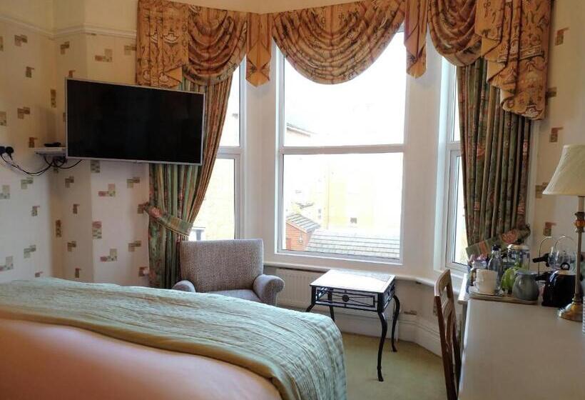 تختخواب و صبحانه Bay Tree House Southport, United Kingdom