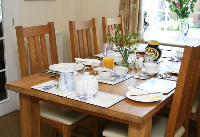 مبيت وإفطار Hanwell House