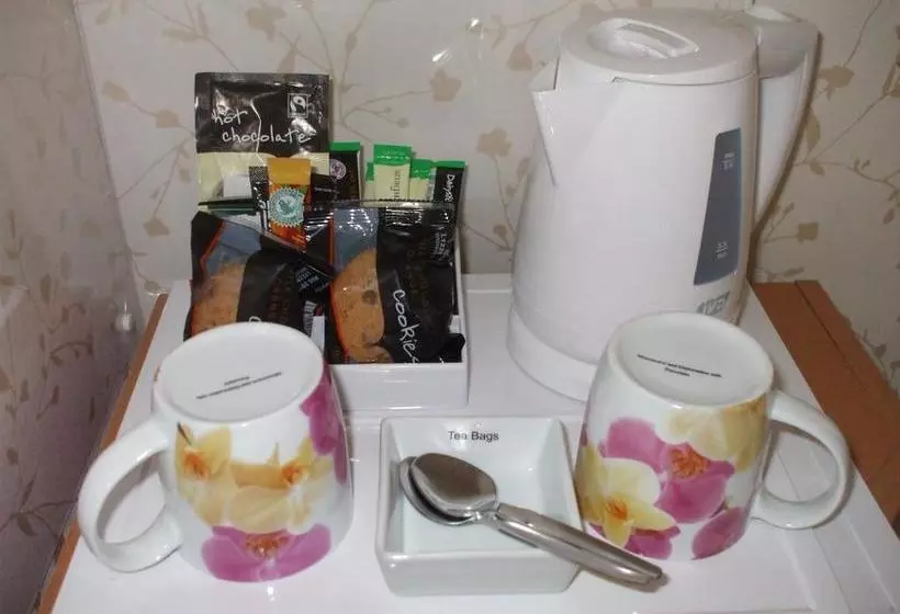 تختخواب و صبحانه Kirkcroft Guest House