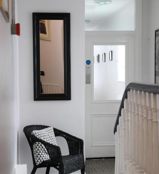 مبيت وإفطار Mandalay