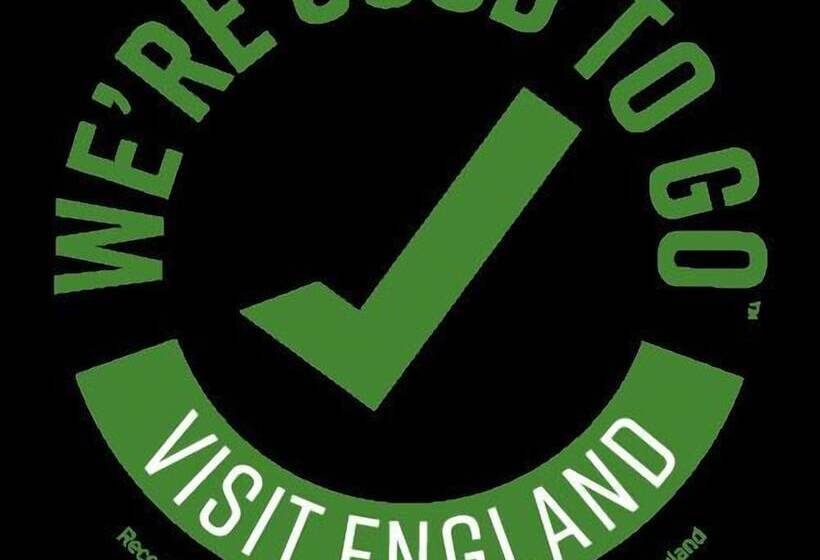 민박 Newcourt Barton