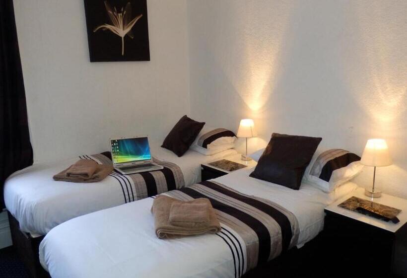 צימר The Monarch