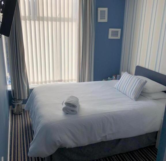 צימר The Monarch