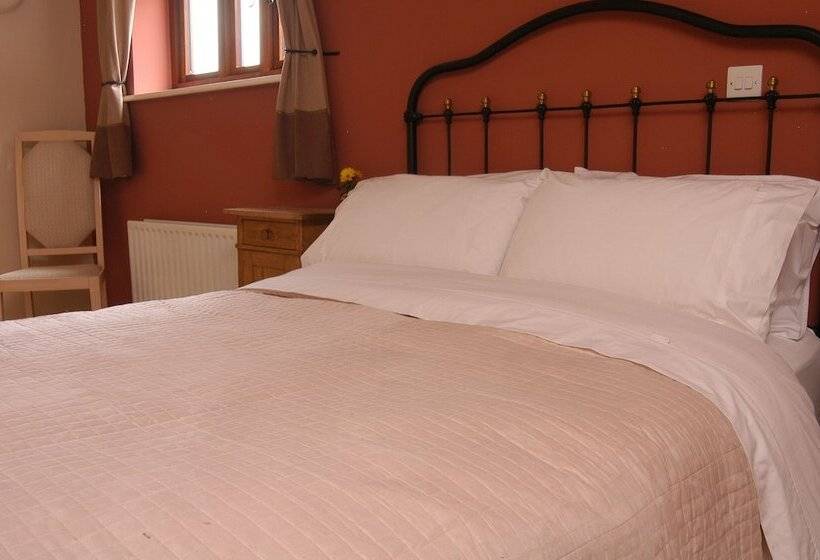 민박 Upper Neatham Mill