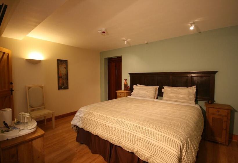 민박 Upper Neatham Mill