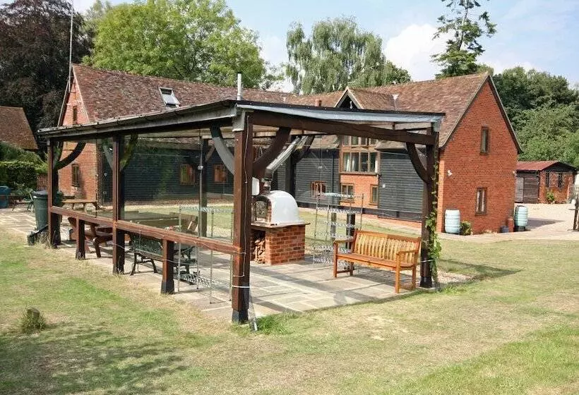 Aamiaismajoitus (B&B) Upper Neatham Mill
