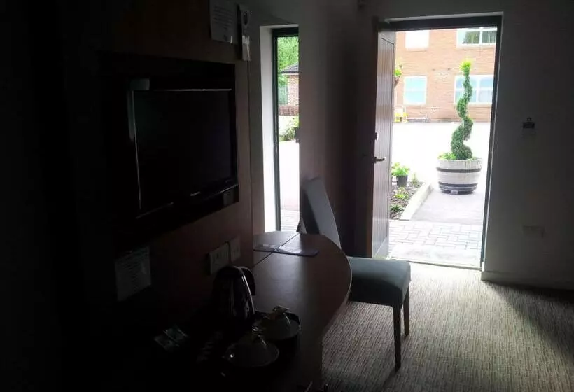 Deangate Motel