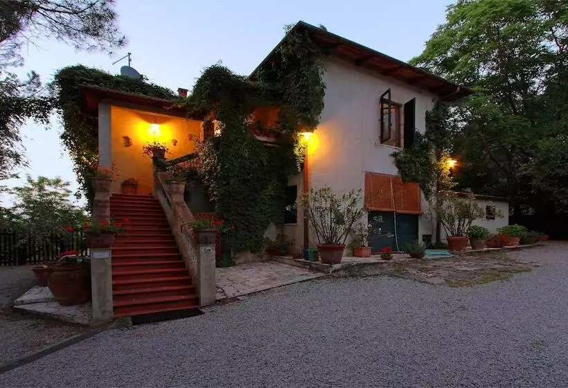 Hotelli Agriturismo Il Paradiso