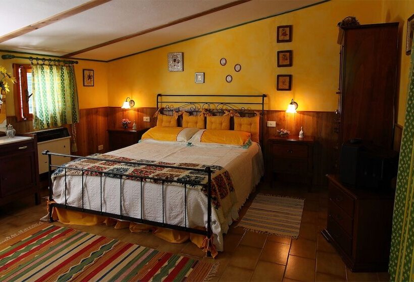 בית מלון כפרי Agriturismo Il Paradiso