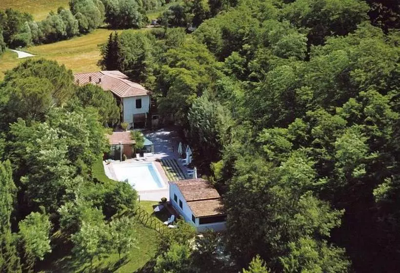 Hotelli Agriturismo Il Paradiso