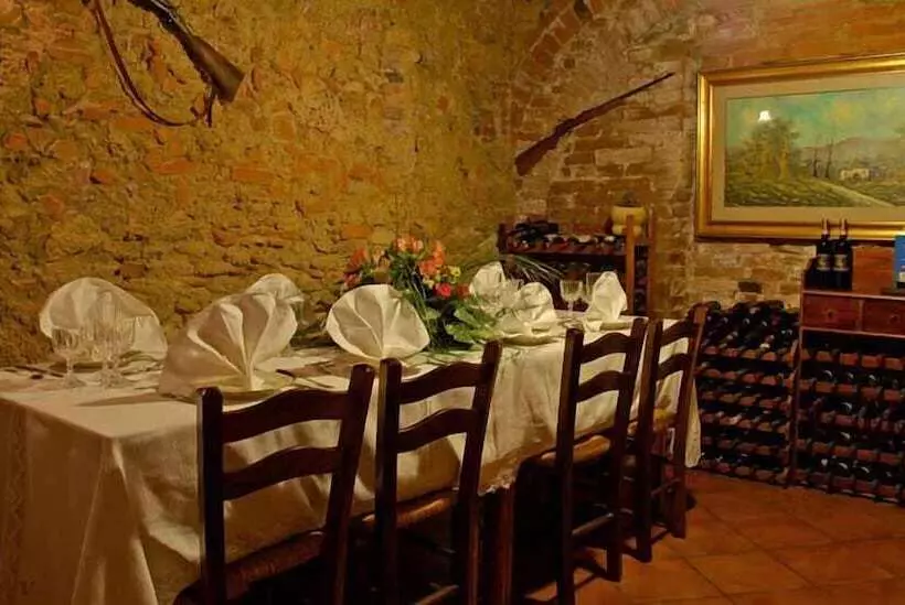 Hotelli Agriturismo Il Paradiso