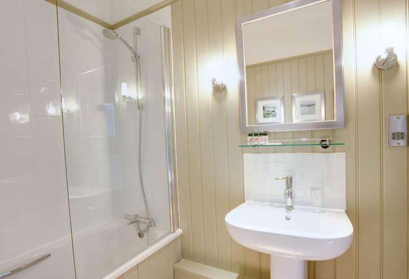 Отель Anglesey Arms