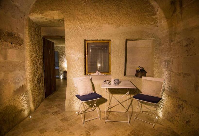 هتل Azure Cave Suites Cappadocia
