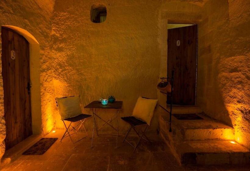 هتل Azure Cave Suites Cappadocia