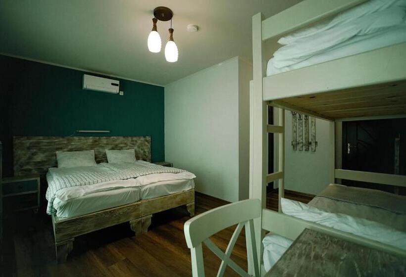 هتل Kutaisi Globus