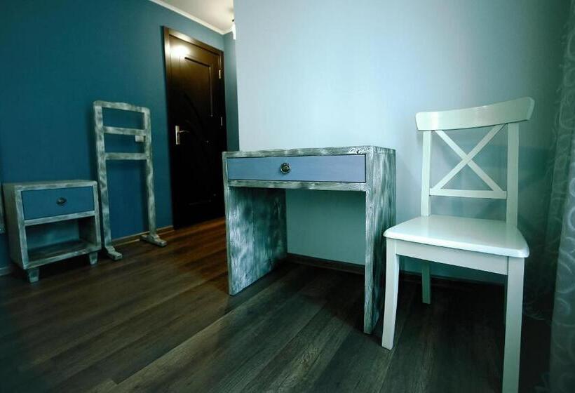 هتل Kutaisi Globus