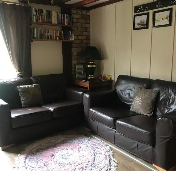 ホテル Penybryn Cottages