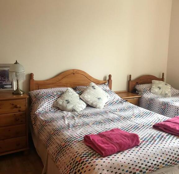 ホテル Penybryn Cottages