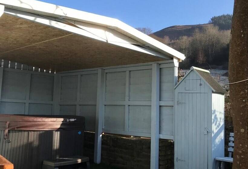 ホテル Penybryn Cottages