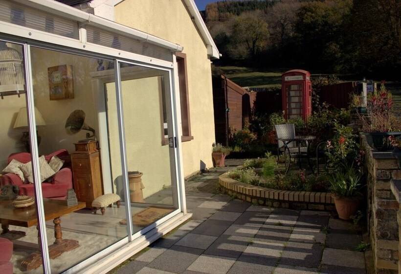 ホテル Penybryn Cottages