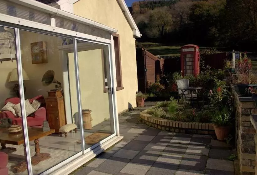 ホテル Penybryn Cottages