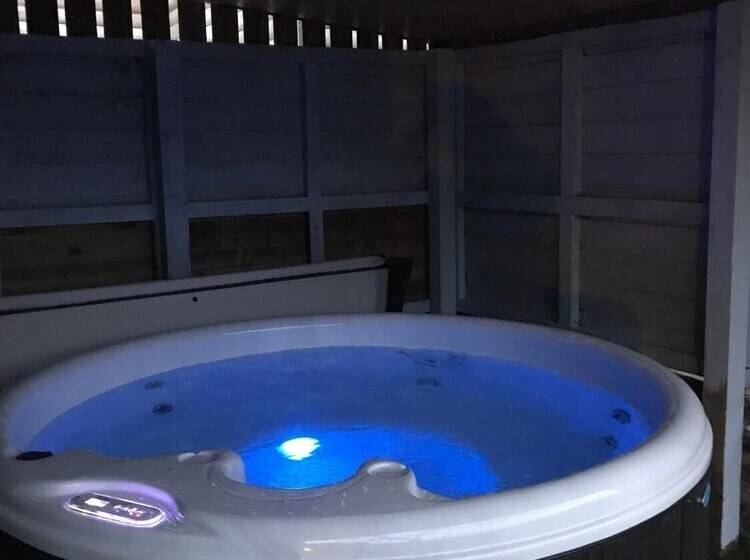 ホテル Penybryn Cottages