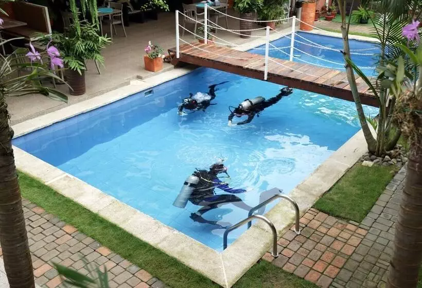 هتل Restaurante Ancora