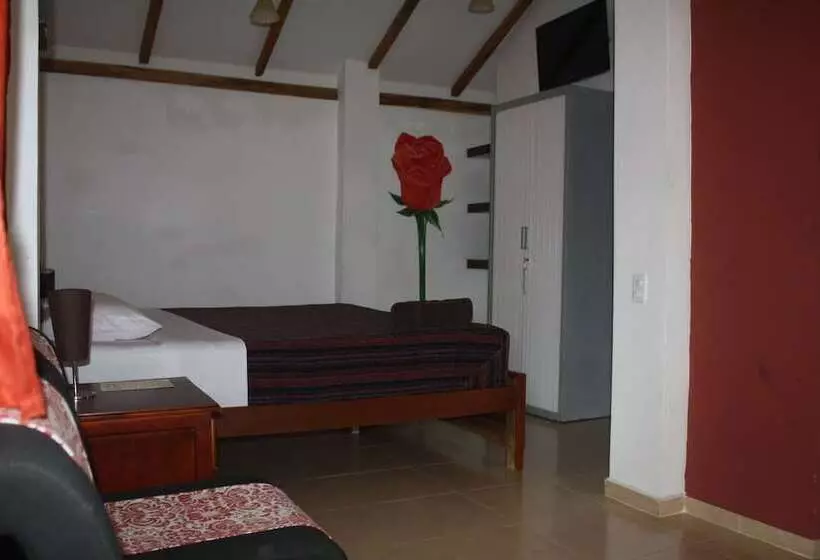 هتل Restaurante Ancora