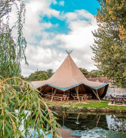 호텔 The George Inn