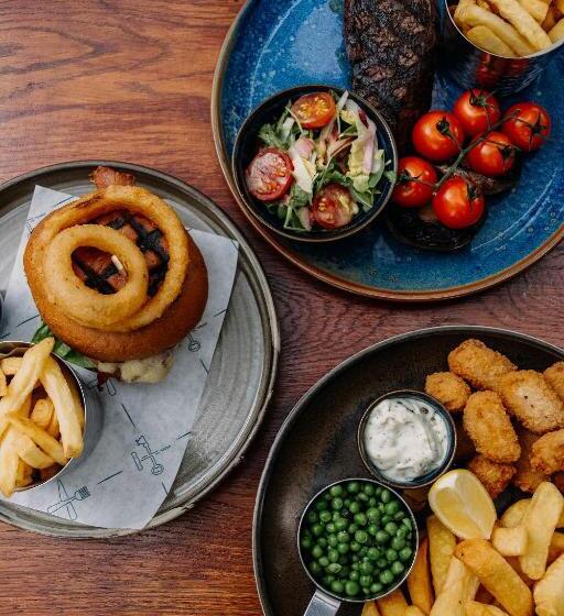 호텔 The George Inn