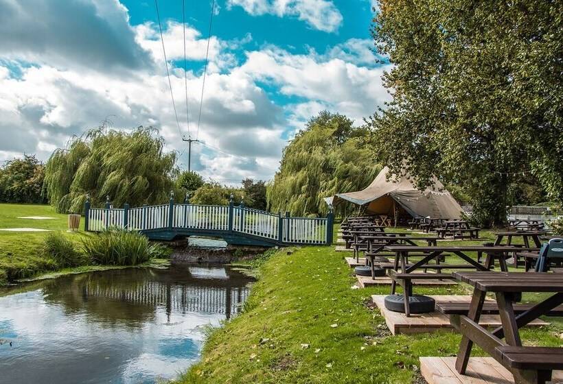 호텔 The George Inn