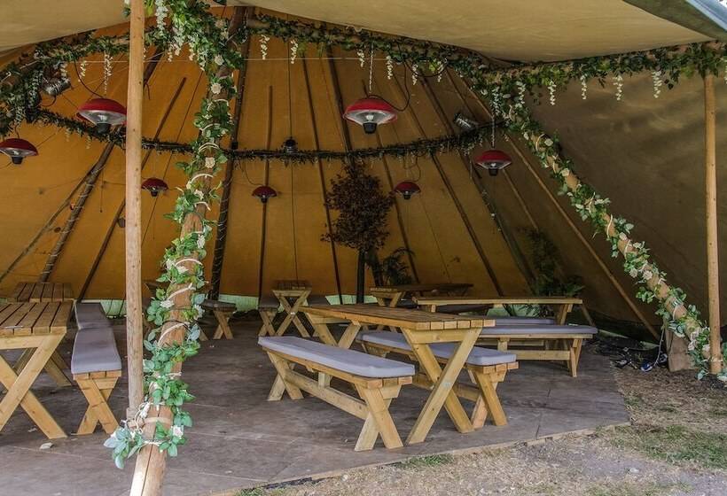 호텔 The George Inn