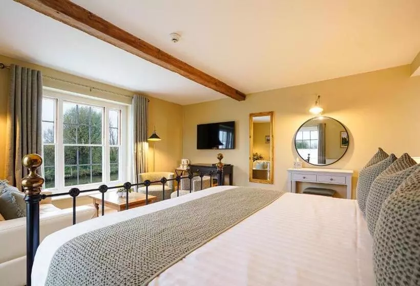 Hotelli Waveney House