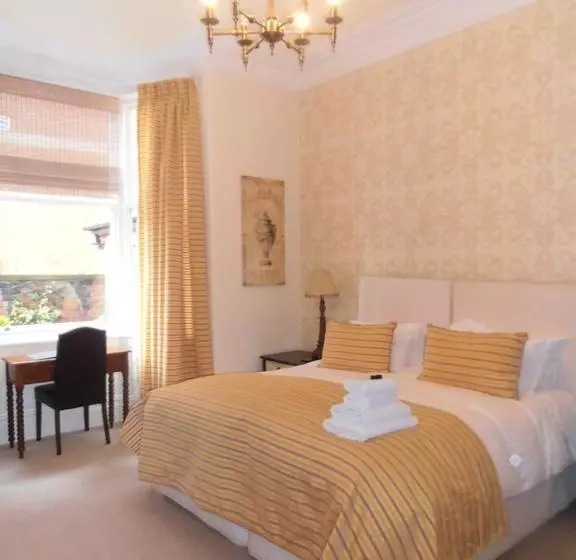 تختخواب و صبحانه Inglewood Boutique Rooms With Self Catering