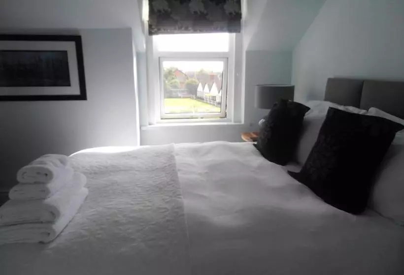 تختخواب و صبحانه Inglewood Boutique Rooms With Self Catering