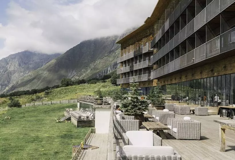 リゾートホテル Rooms Hotel Kazbegi