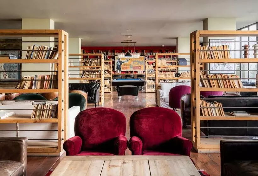 リゾートホテル Rooms Hotel Kazbegi