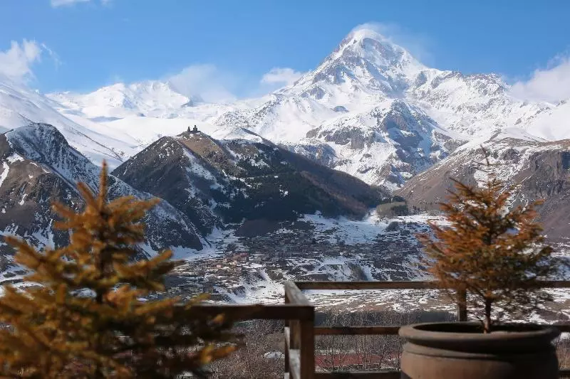 リゾートホテル Rooms Hotel Kazbegi