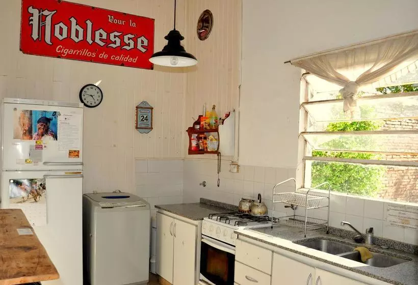 Hostel El Puesto