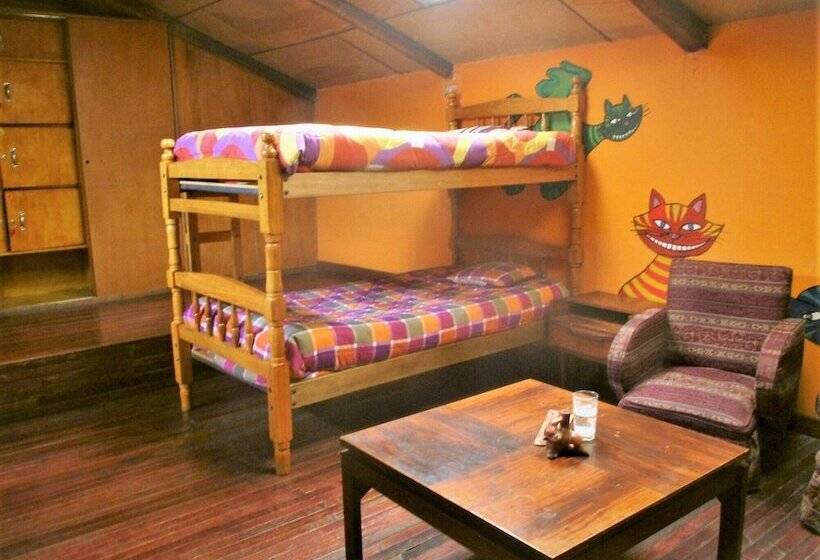 Hostel Hostal Huanacauri