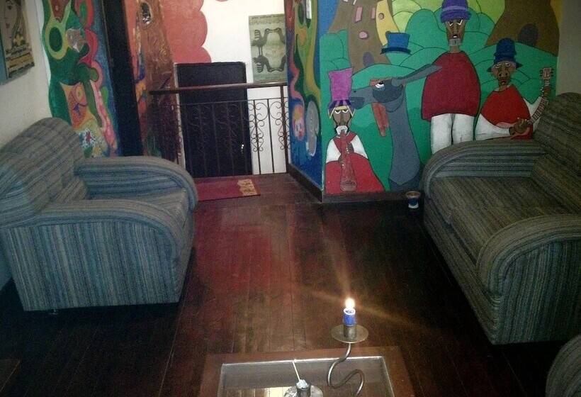 Hostel Hostal Huanacauri