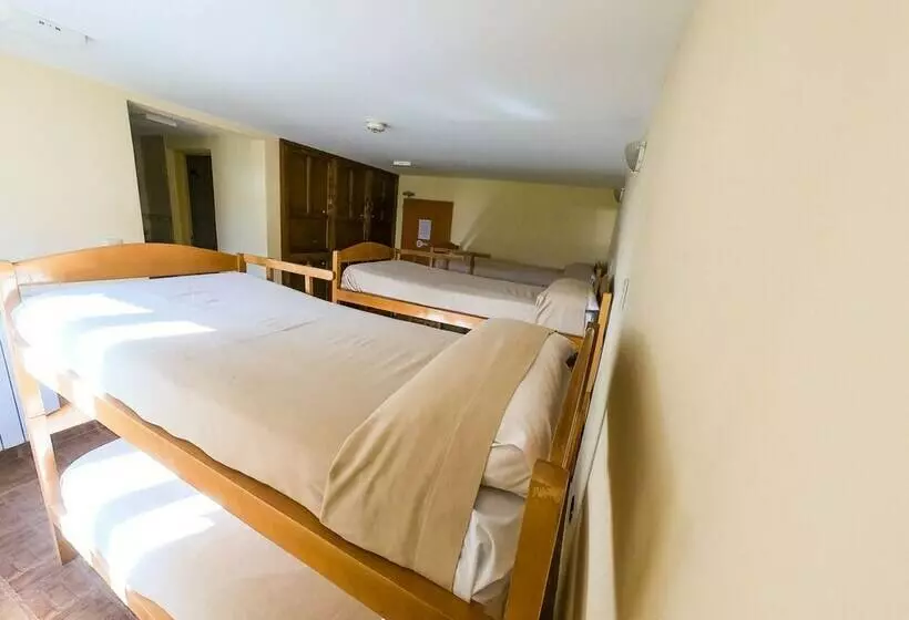 Hostel Pioneros Del Valle