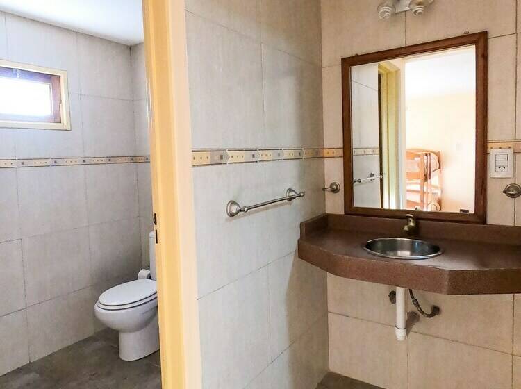 Hostel Pioneros Del Valle