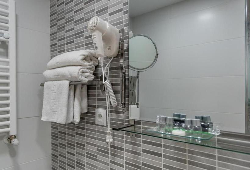 בית מלון כפרי Apartamentos River Santander